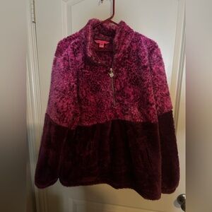 Lilly Pulitzer Keala Sherpa Popover, Amarena Cherry Pattern.